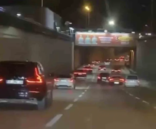 Mudanya Yolu'nda tehlikeli makaslaşma kamerada: lüks araç çarpıp gitti