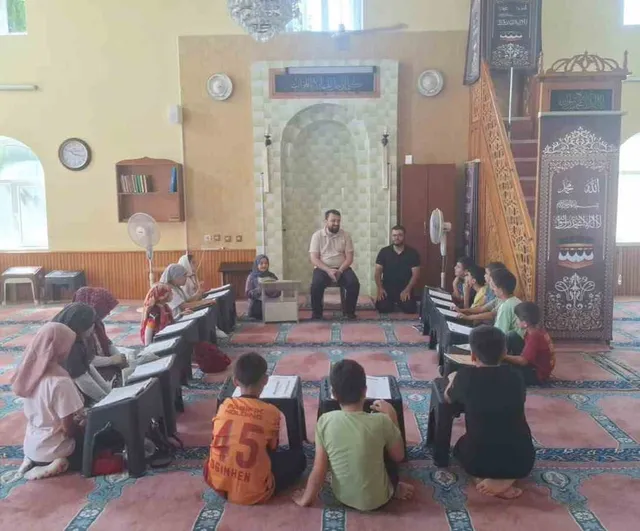 Müftü Güvenir yaz Kur’an kursu ziyaretlerinde çocukların heyecanına ortak oldu