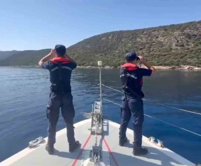 Muğla'da Sahil Güvenlik denizden ormanlara uzanan nöbete çıktı