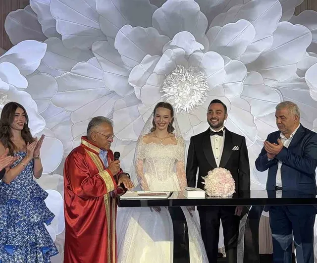 Mustafa Demirel’in mutlu günü