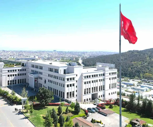 Özel Adem Ceylan Final Teknik Koleji ve Özel Gebze Güzeller Mesleki Eğitim Merkezi'nde 2026-2027 kayıtları sürüyor
