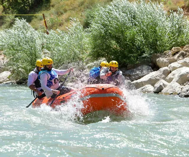 Rafting Türkiye şampiyonası 3. ayak yarışları Çatak’ta sona erdi