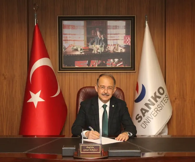 SANKO Üniversitesi rektörü Prof. Dr. Güner Dağlı'dan üniversite adaylarına mesaj