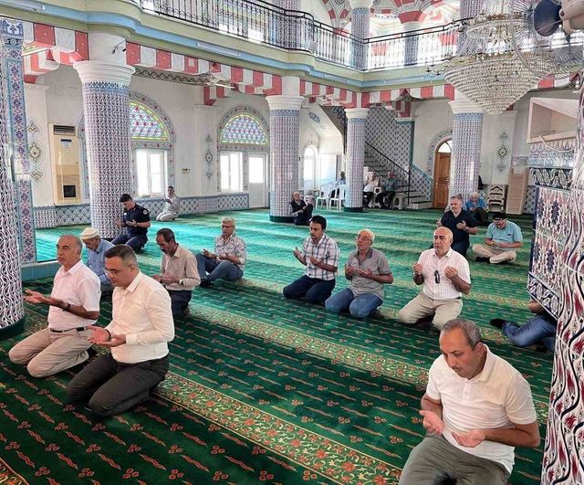 Sarıgöl’de 15 Temmuz şehitleri için hatm-i şerif ve mevlid okundu