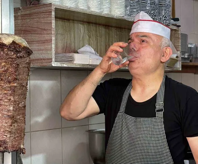 Sıcak havalarda beslenme hataları baş dönmesi ve halsizliği tetikliyor