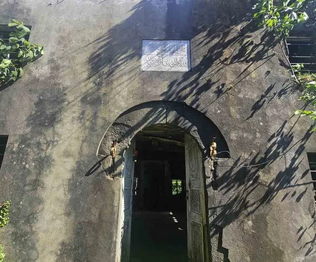 Tarihi cami 20 yıldır restorasyon bekliyor: 'Bir 20 yıl daha bekleyemeyiz'