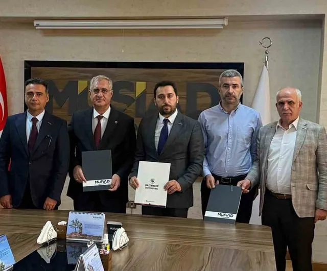 Ticaret Akademisi ile üniversite-sanayi arası köprü güçlendiriliyor
