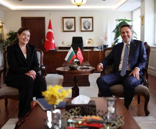 Türkiye ile Bulgaristan arasında doğal gaz iş birliği protokolü imzalandı