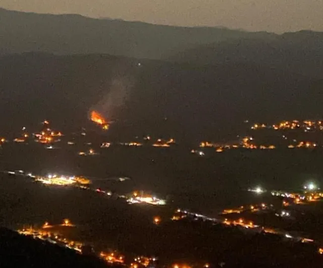 Ula'da Çıtlık Mahallesi'nde tarlada çıkan yangın ekiplerin müdahalesiyle kontrol altına alındı