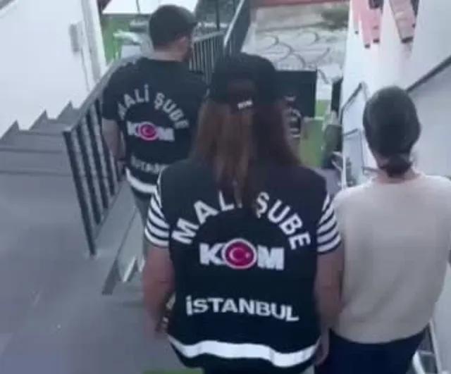 Üsküdar belediye başkanı Sinem Dedetaş tutuklandı