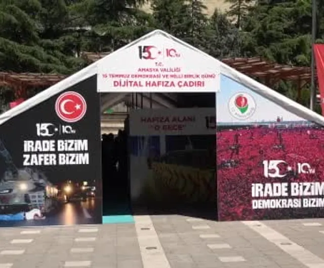 Vali Bakan: '15 Temmuz'da tankın önüne yatan Metin Doğan fotoğrafı içerik amacıyla çekilmedi'