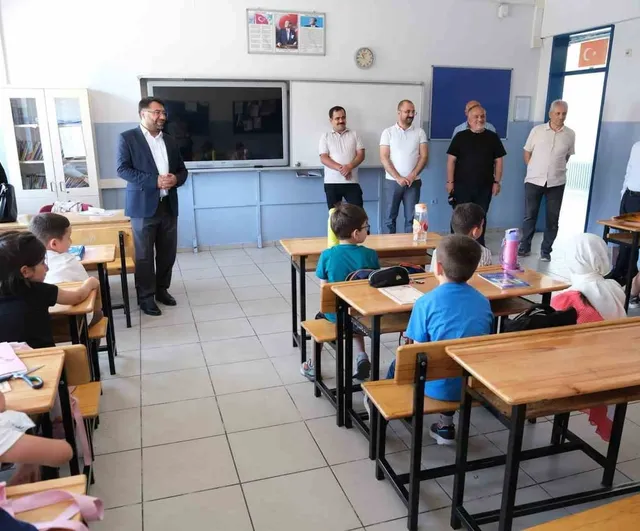 Yaz Kur’an kursunda eğitim ve sosyal etkinlikler bir arada