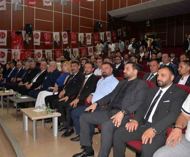 Yenişehir'de tek adayla öne çıkan şaban feyüç ilçe başkanı oldu