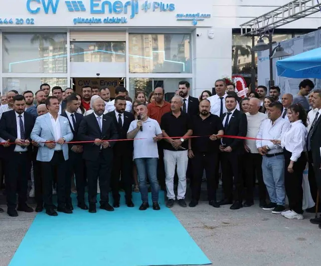 Adana'da CW Enerji Plus ile entegre enerji hizmet merkezi açıldı