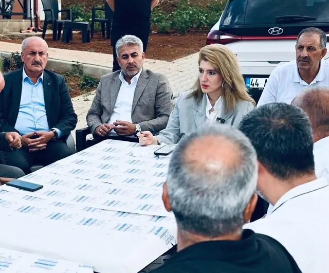 Adliye yatırımlarını yerinde inceleyen vekil, mahallelerle gönül temasında bulundu