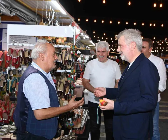 Ailecek fuardayız mesajı: Görgel esnaf ve vatandaşlarla buluştu