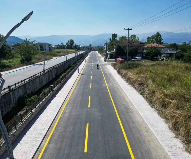 Akyazı'nın merkez trafiğini hafifletecek adım: Karacasu Deresi ikinci etabı tamamlandı