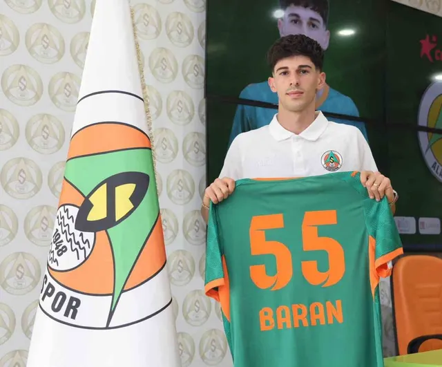 Alanyaspor Baran Ali Gezek'e 4 yıllık güven oyu verdi