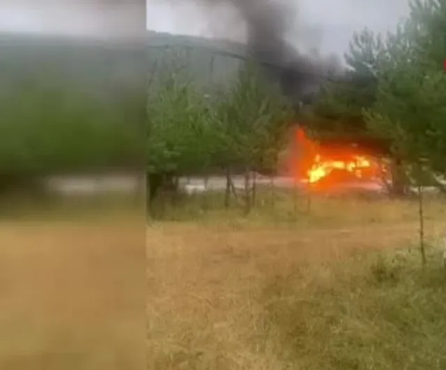 Alevlenen otomobil Çamiçi Yaylası'nda patlama paniği
