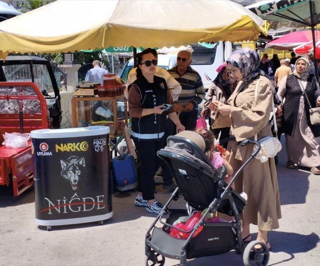 Annelerden gençlere Niğde’de 210 kişiye narkotik farkındalığı