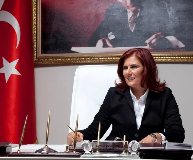 Aydın'dan mesaj: 30 ağustos milletin dirilişinin simgesidir