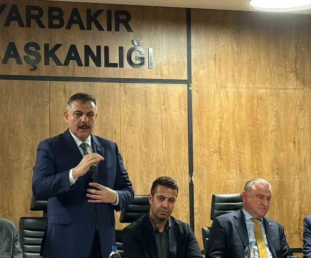 Bakanlar Amedspor-Erzurumspor maçında birlik ve yatırım mesajı verecek