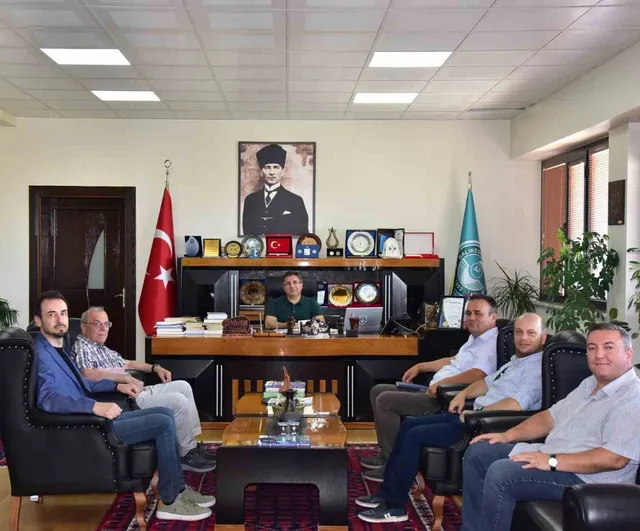 Balıkesir'de Peirce'in göstergebilimi ve metaforları disiplinlerarası ele alındı