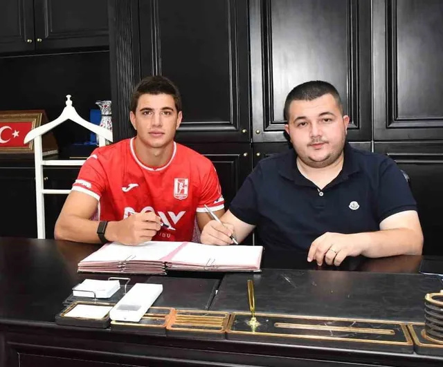 Balıkesirspor hücum hattını genç santraforla güçlendirdi
