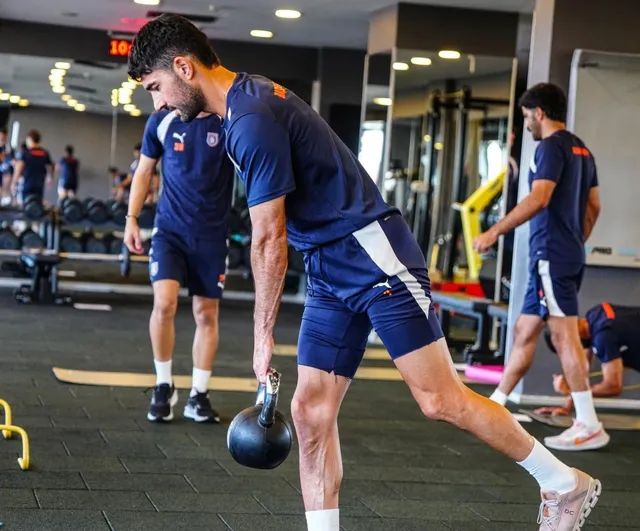 Başakşehir, trabzonspor deplasmanı için salonda çalışmalara başladı