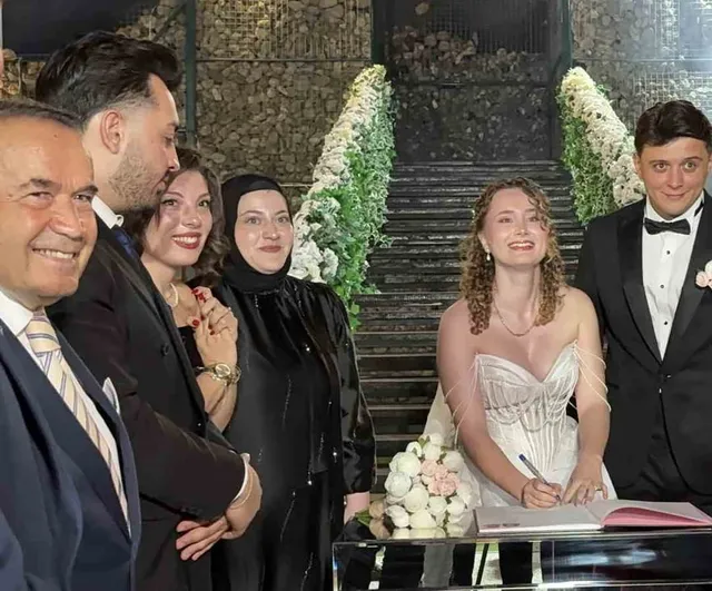 Başeğmez ailesinde evlilik coşkusu