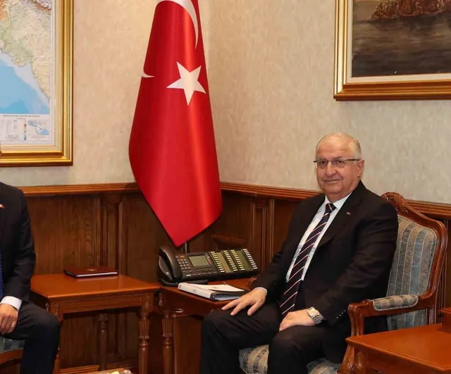 Başkentte savunma buluşması: bakan Yaşar Güler ile büyükelçi Sukjong Boo bir araya geldi