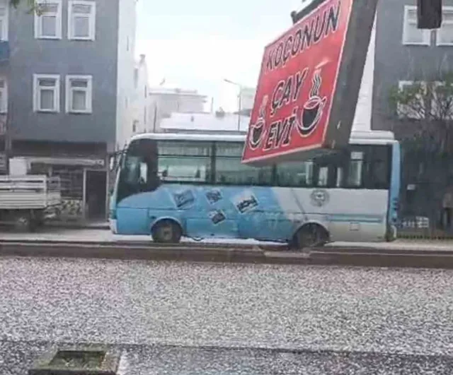Bayburt'ta ani sel ve yıldırım riski: kuvvetli gök gürültülü sağanak bekleniyor