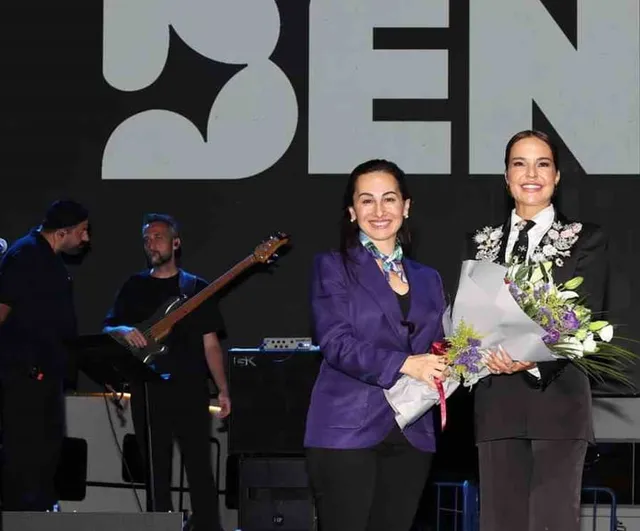 Beykoz sahilinde zafer coşkusu genç yetenekler ve Bengü ile taçlandı