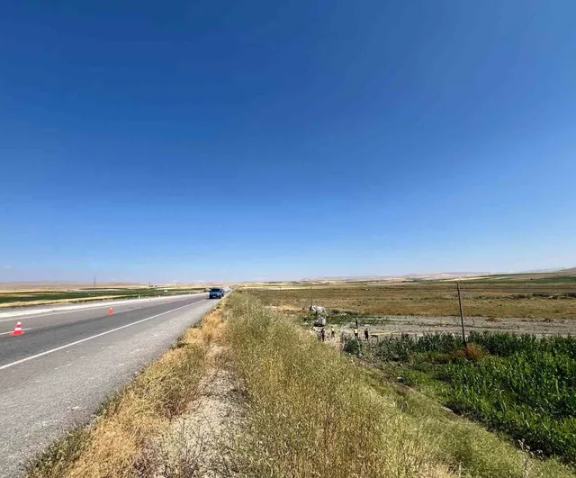 Bünyan'da takla atan otomobilde iki kişi hayatını kaybetti