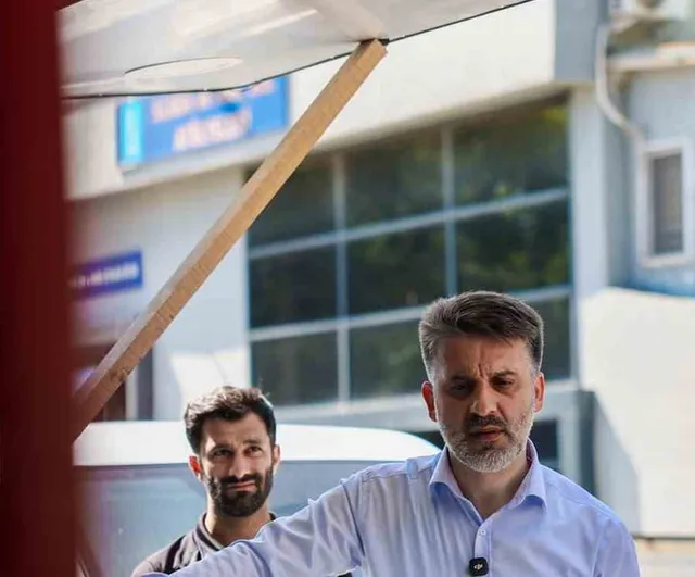 Bursa Büyükşehir Belediyesi eski otobüsleri afetlere destek verecek iki mobil araca dönüştürüyor
