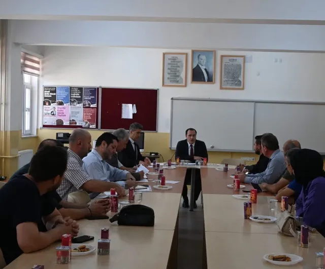 Çay'da komisyon hayat boyu öğrenme için yol haritası belirledi