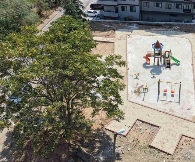 Çayırova'nın parkları yenileniyor: sosyal donatı kapasitesi artırılıyor