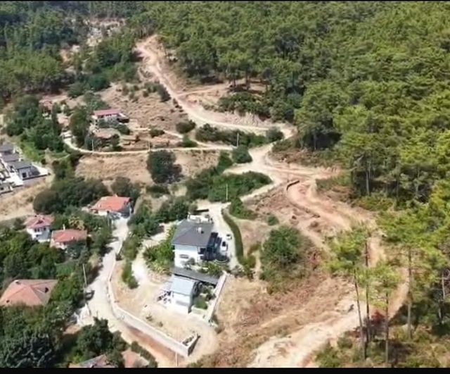 Çetibeli'nde ormanla yerleşim arasına güvenlik hattı olarak yeni yol tamamlandı