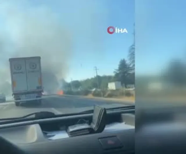 Çevre yolu alevler altında kaldı: araç küle döndü, üç yaralı