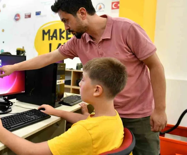 Çocuklara teknoloji kapısı: ASSİM'de robotik kodlama kursu başlıyor