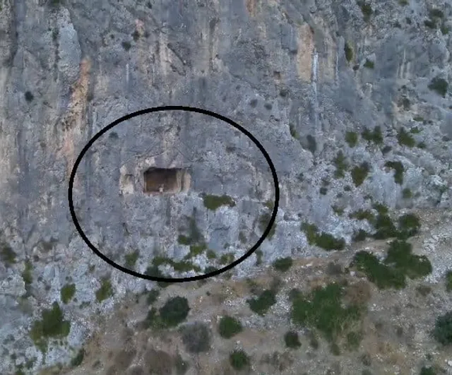 Dağlık alanda ibadet için girdiği mağarada mahsur kalan kişi kurtarıldı