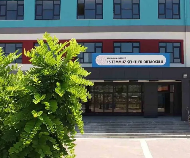 Deprem sonrası azalan derslik sayısı yeni okullarla aşıldı