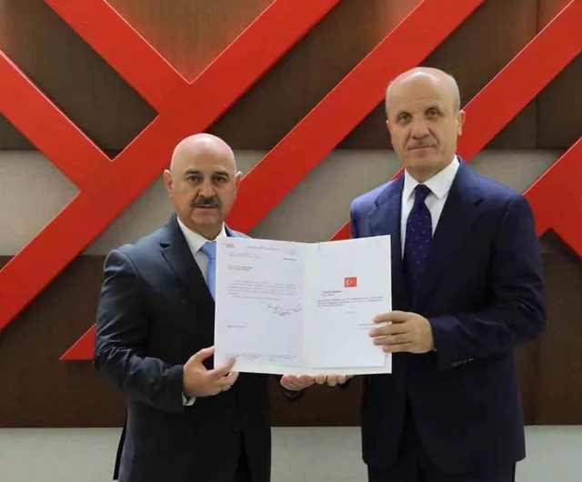 Düzce üniversitesinde yeni dönem: Sözbir mazbatasını aldı