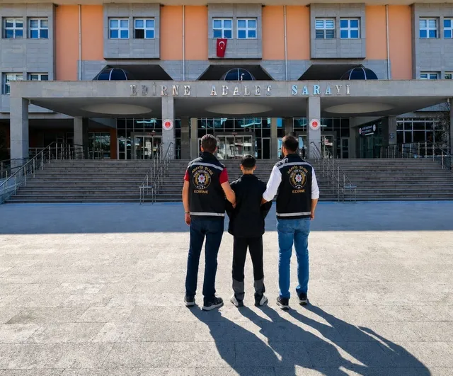Edirne’de aranan hükümlü polis operasyonuyla 43 yıl 11 ay 15 gün cezayla yakalandı