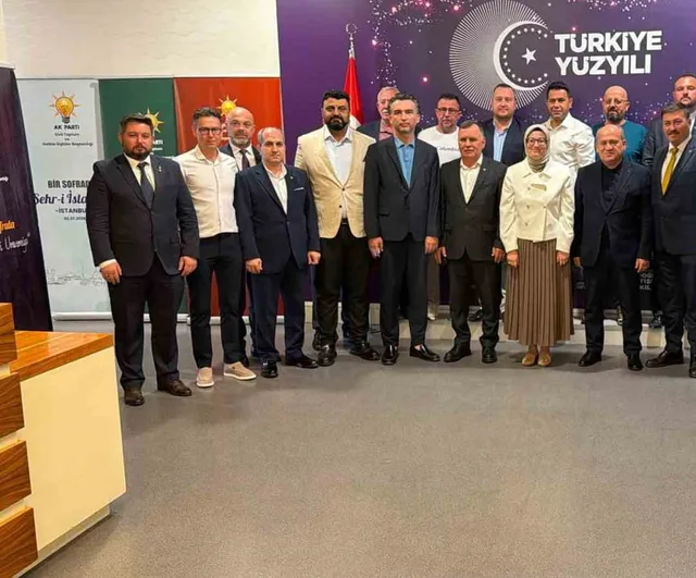 Edremit heyeti AK Parti genel merkezinde yatırım ve turizm çağrısı yaptı