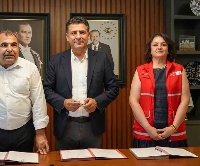 Eğitimde fırsat eşitliğini güçlendirmek için Kozan’da 500 öğrenciye destek