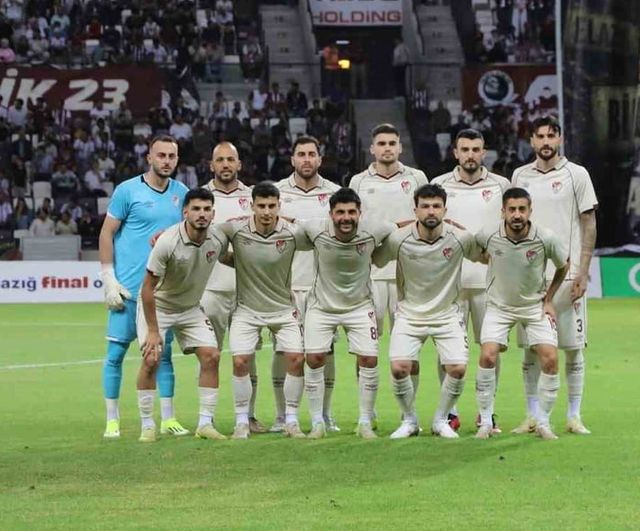 Elazığspor hazırlıklarda yenilgisiz lige moralli giriyor