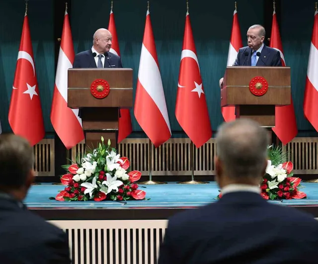 Erdoğan Avusturya ziyaretinde ticaret hacmini 5 milyar dolara çıkarma hedefini açıkladı