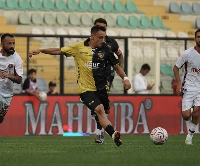 Erken gollü derbi eşitlendi: İstanbulspor 1 Fatih Karagümrük 1
