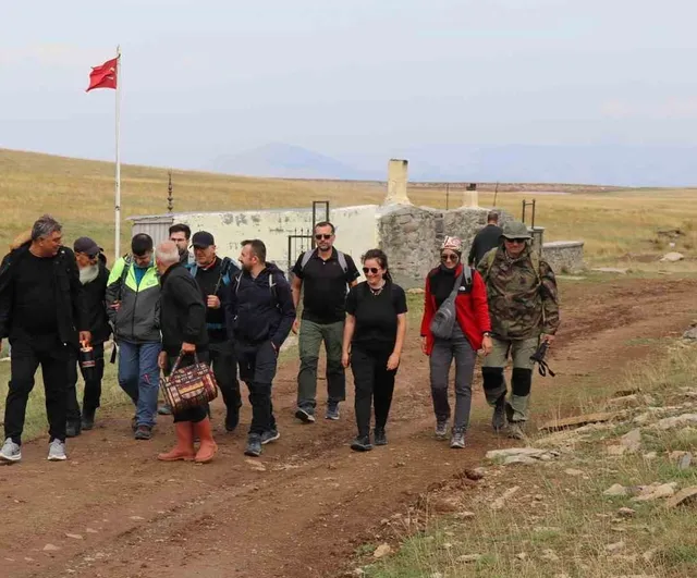 Erzurum'da Allahuekber'e yürüyüşle 30 Ağustos anması